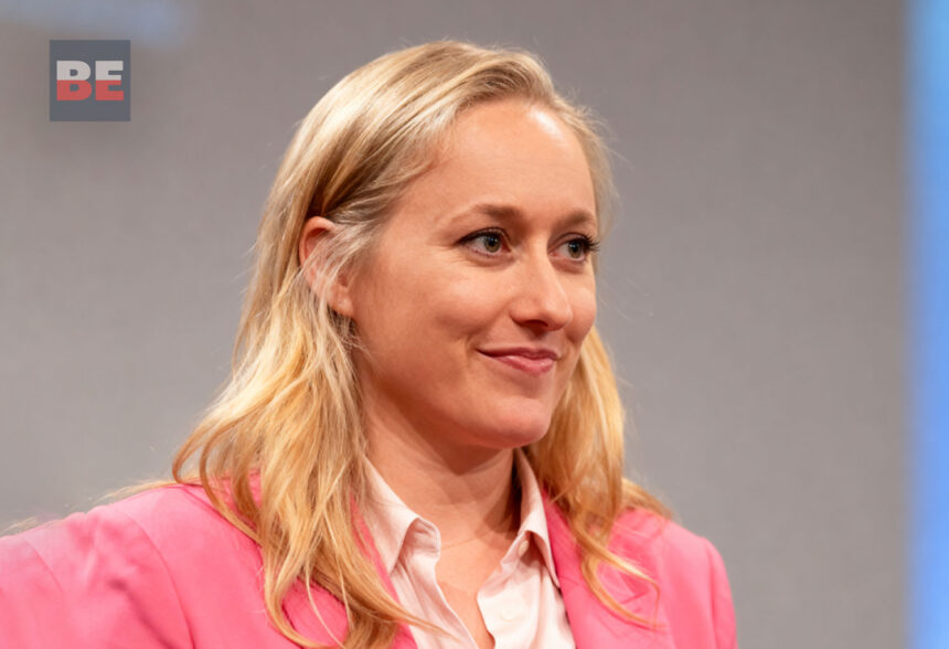 melanie olmstead